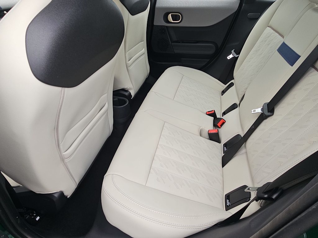 Thumbnail: 2026 MINI Cooper - 23