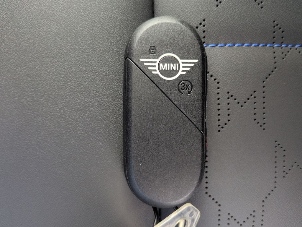 Thumbnail: 2026 MINI Cooper - 38