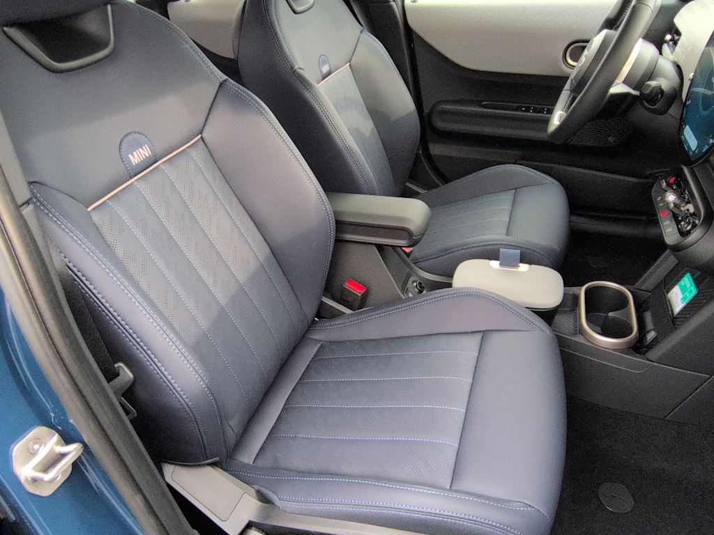 Thumbnail: 2026 MINI Cooper - 28