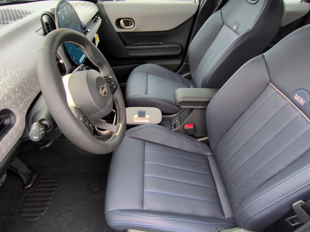 Thumbnail: 2026 MINI Cooper - 11