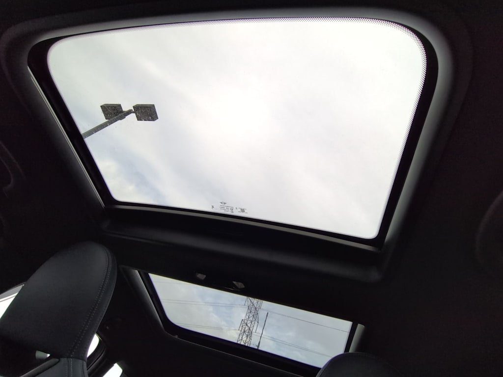 Thumbnail: 2026 MINI Cooper - 25