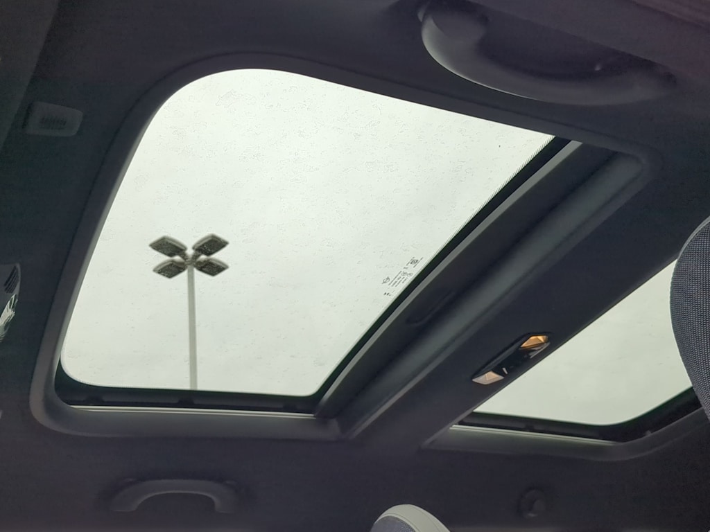 Thumbnail: 2026 MINI Cooper - 25