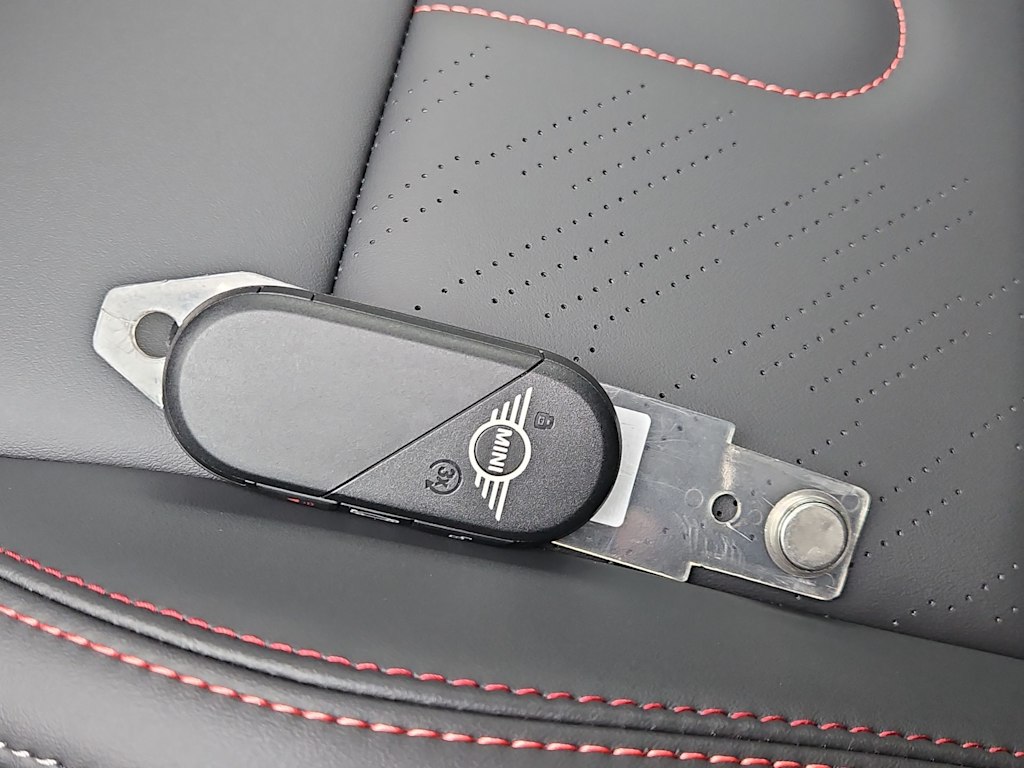 Thumbnail: 2026 MINI Cooper - 33