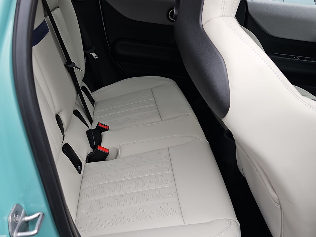 Thumbnail: 2026 MINI Cooper - 24