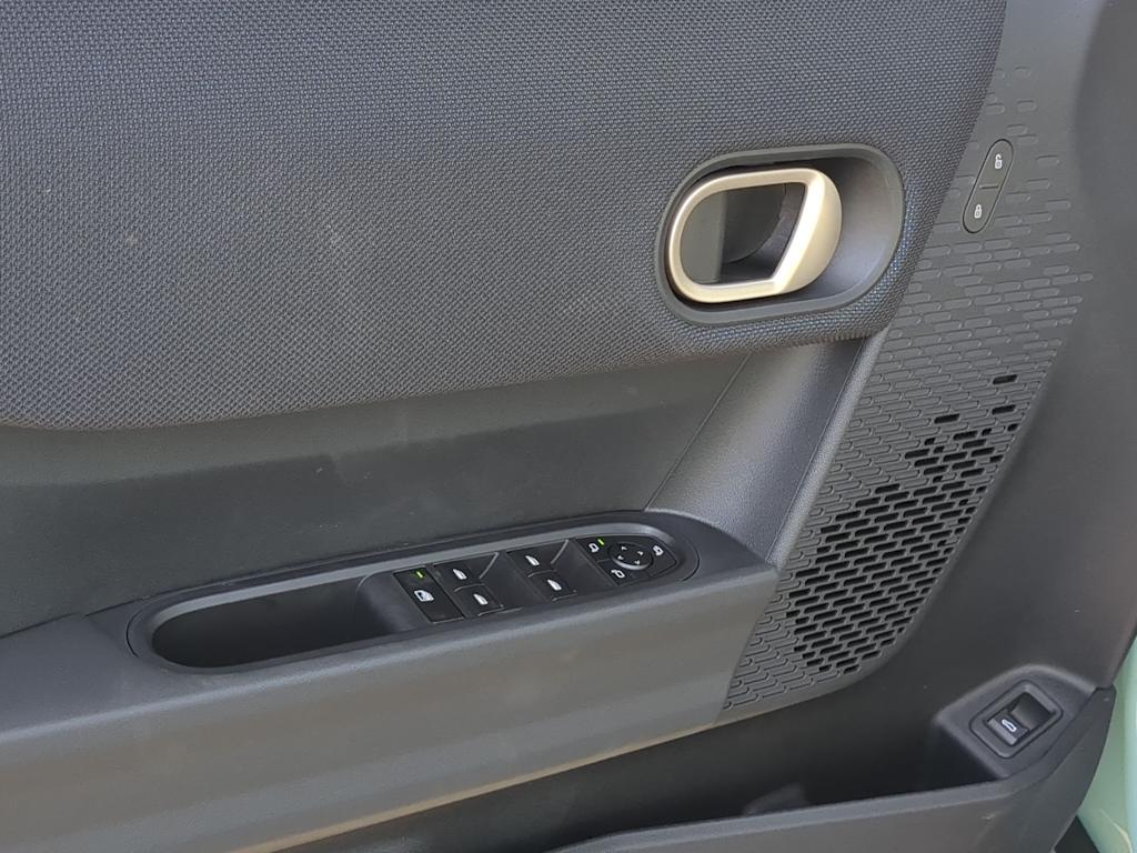 Thumbnail: 2026 MINI Cooper - 25