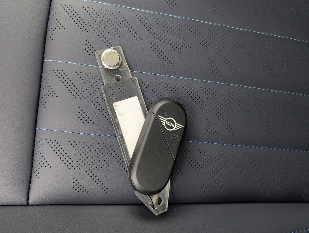 Thumbnail: 2026 MINI Cooper - 19