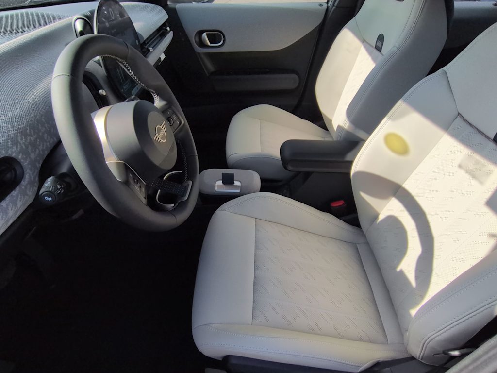 Thumbnail: 2026 MINI Cooper - 11