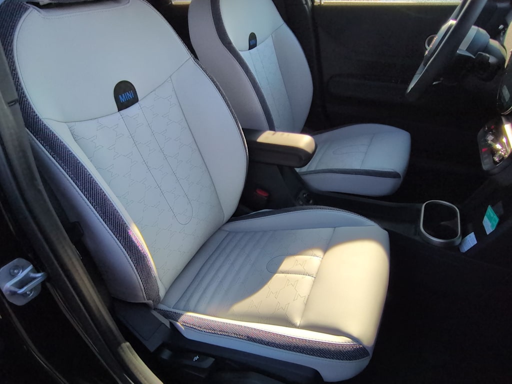 Thumbnail: 2026 MINI Cooper - 28