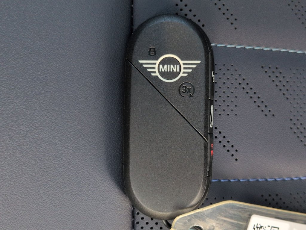 Thumbnail: 2026 MINI Cooper - 38