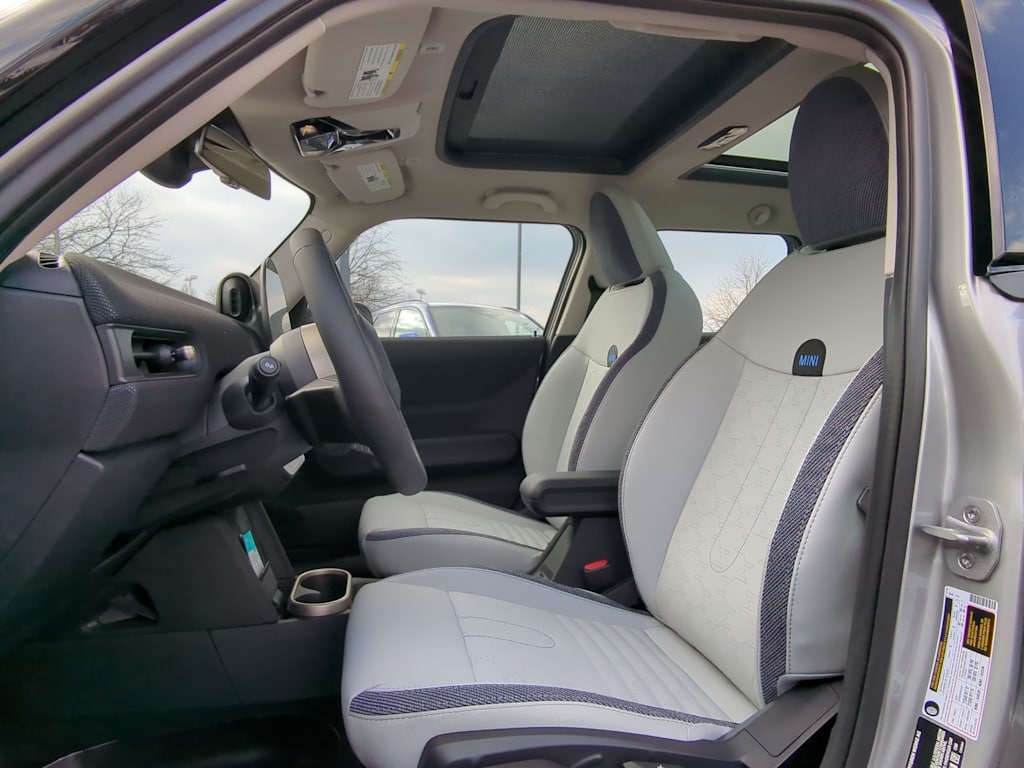 Thumbnail: 2026 MINI Cooper - 11