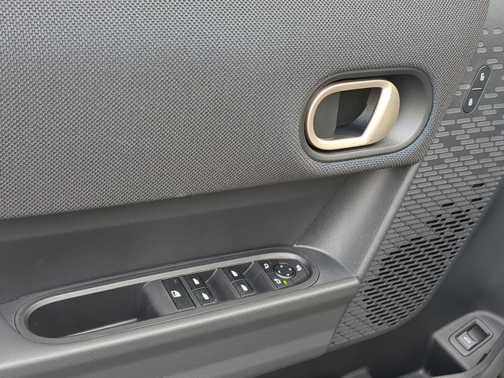 Thumbnail: 2026 MINI Cooper - 25