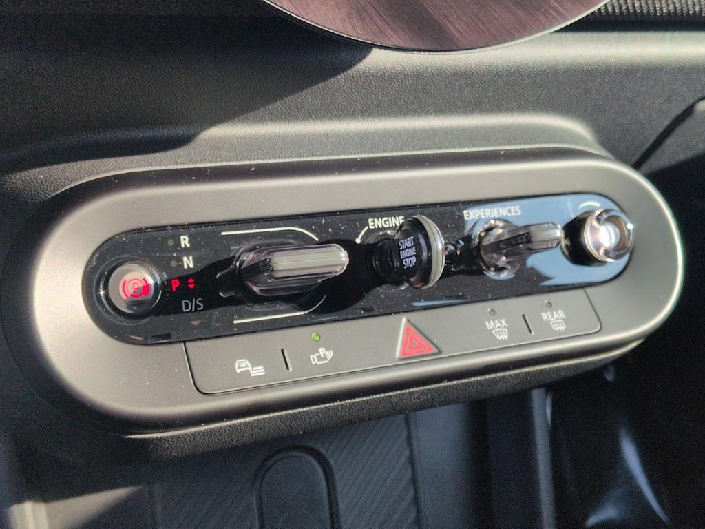 Thumbnail: 2025 MINI Cooper - 35