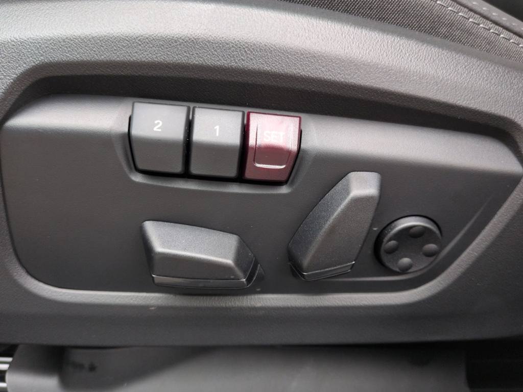 Thumbnail: 2026 MINI Cooper - 24