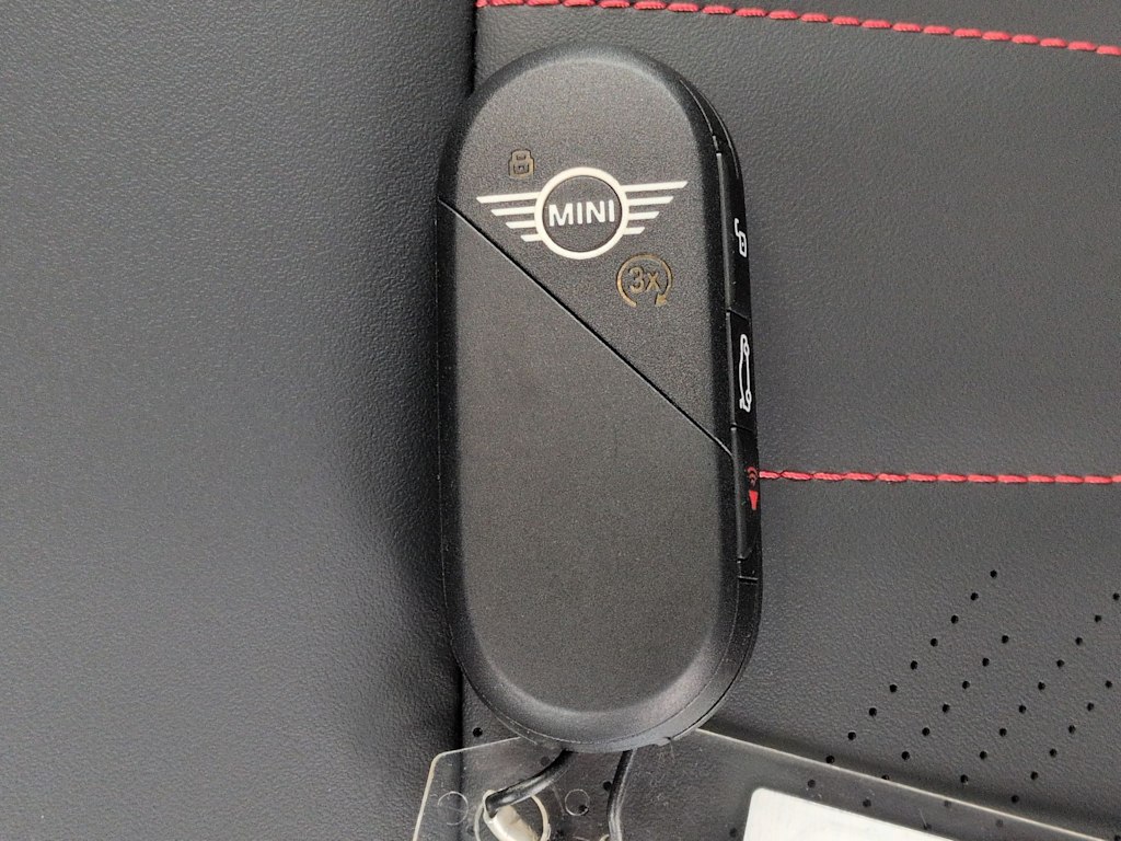 Thumbnail: 2026 MINI Cooper - 37