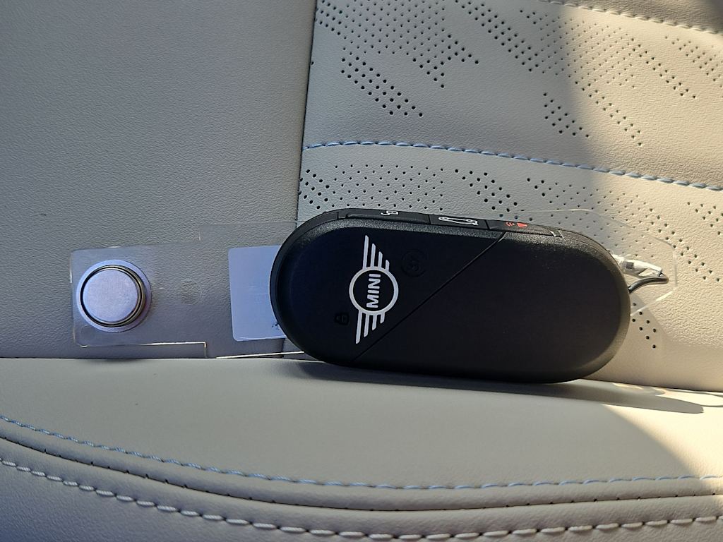 Thumbnail: 2026 MINI Cooper - 33