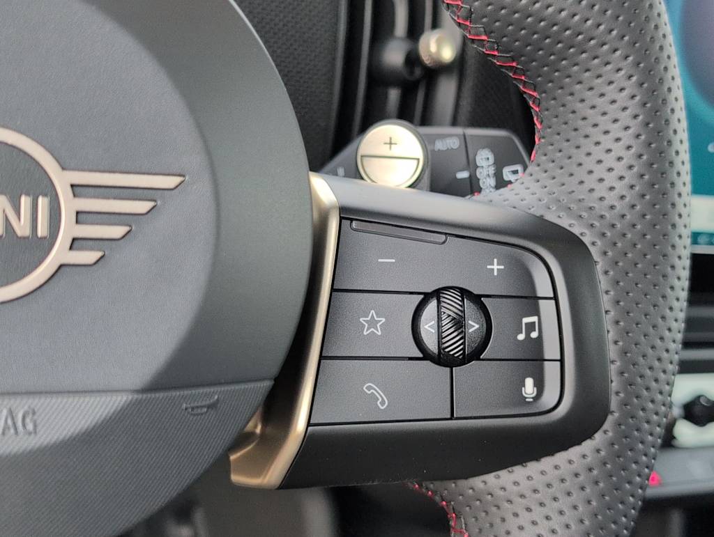 Thumbnail: 2026 MINI Cooper - 28