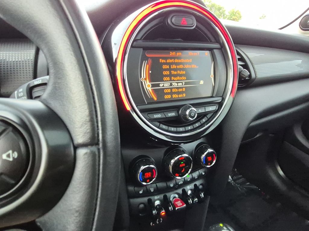 Thumbnail: 2018 MINI Cooper - 15