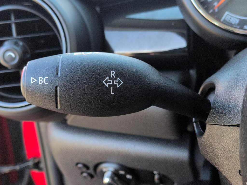 Thumbnail: 2019 MINI Cooper - 35