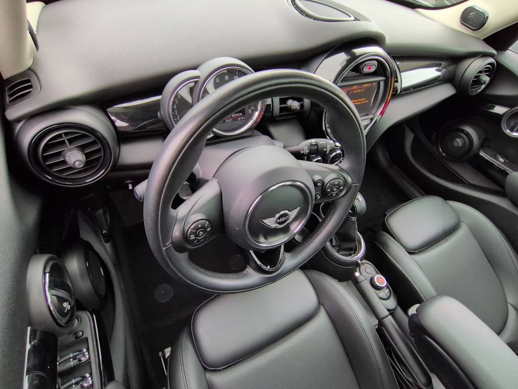 Thumbnail: 2017 MINI Cooper - 2