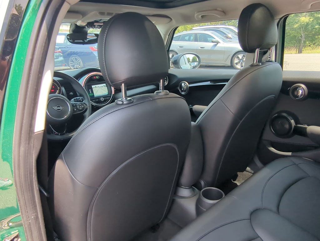 Thumbnail: 2021 MINI Cooper - 25