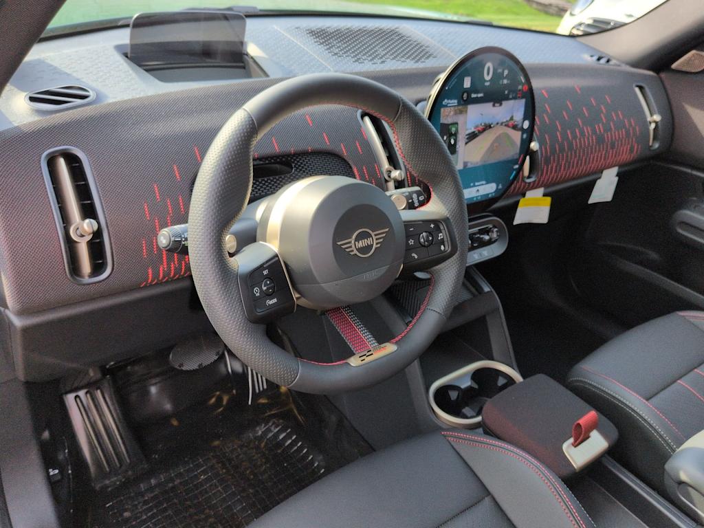 Thumbnail: 2027 MINI Cooper Countryman - 2