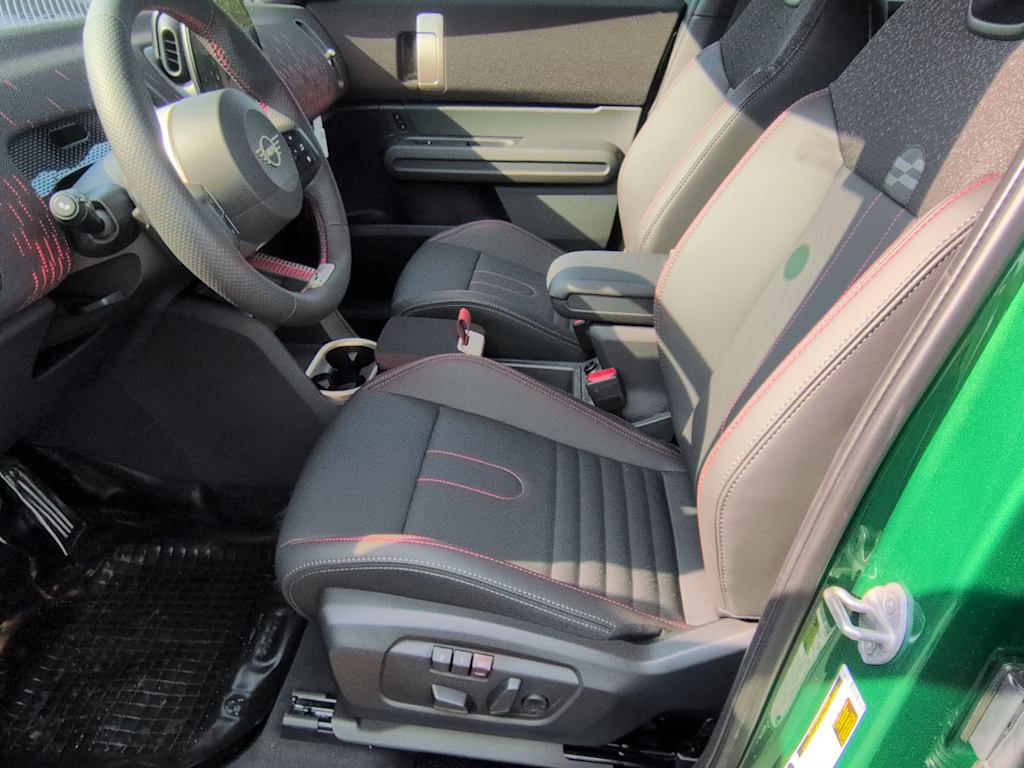 Thumbnail: 2027 MINI Cooper Countryman - 11