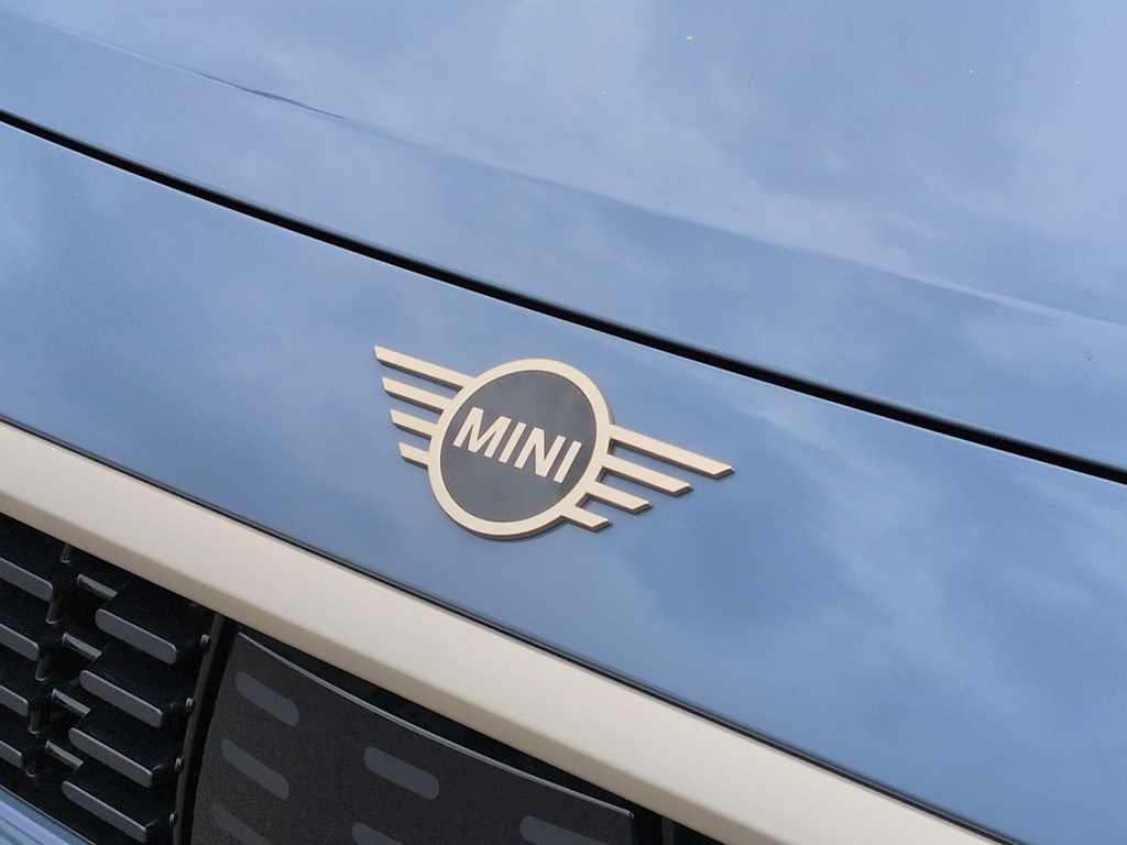 Thumbnail: 2027 MINI Cooper Countryman - 7