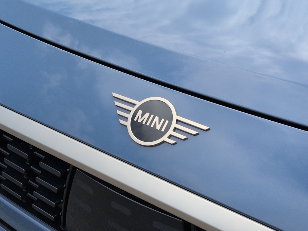Thumbnail: 2027 MINI Cooper Countryman - 7
