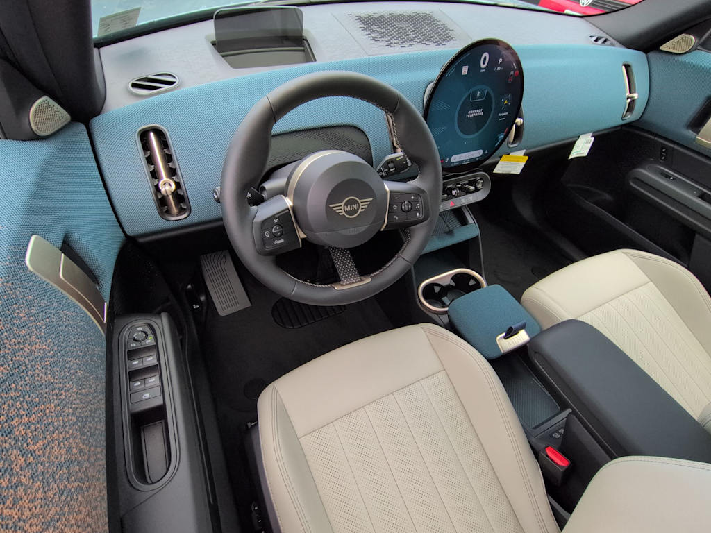 Thumbnail: 2027 MINI Cooper Countryman - 2