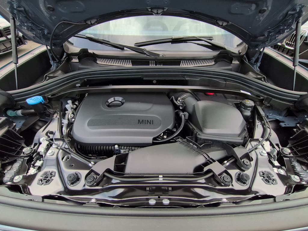 Thumbnail: 2027 MINI Cooper Countryman - 9