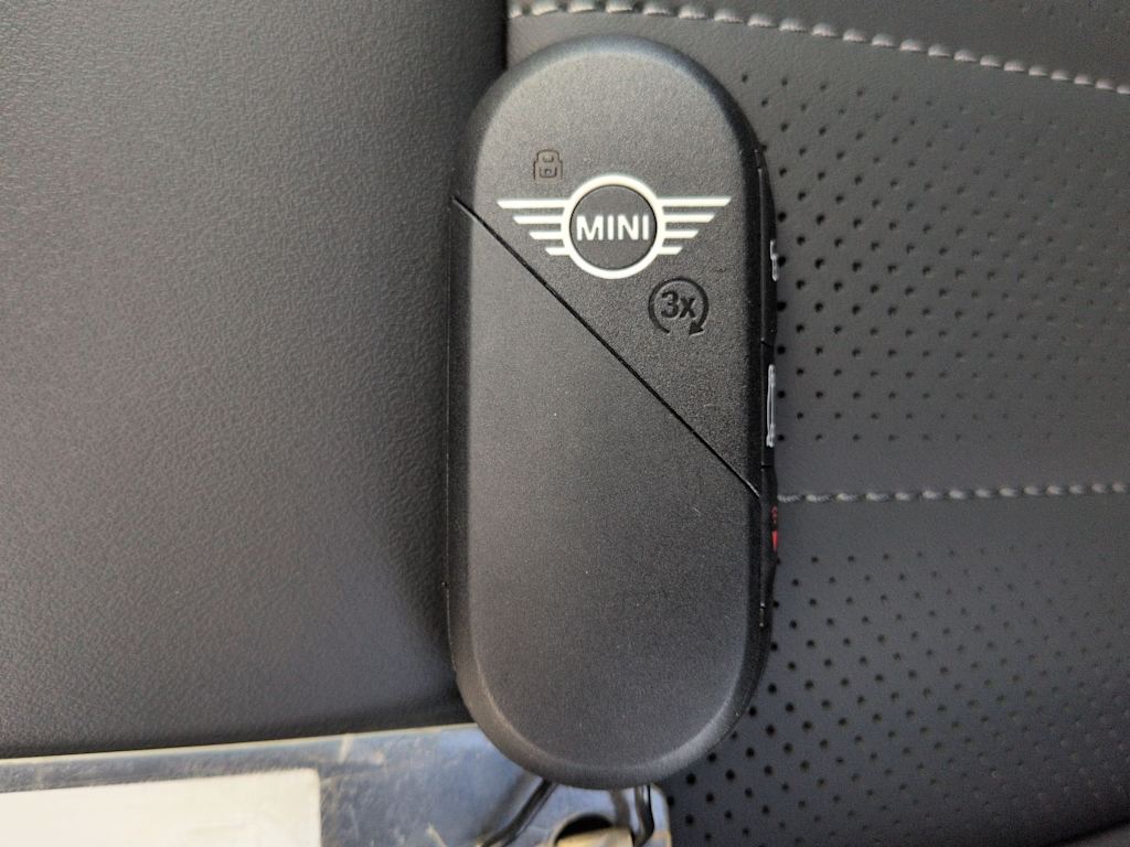 Thumbnail: 2027 MINI Cooper Countryman - 38