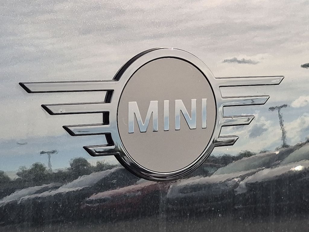 Thumbnail: 2027 MINI Cooper Countryman - 7