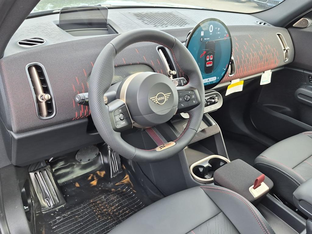 Thumbnail: 2027 MINI Cooper Countryman - 2