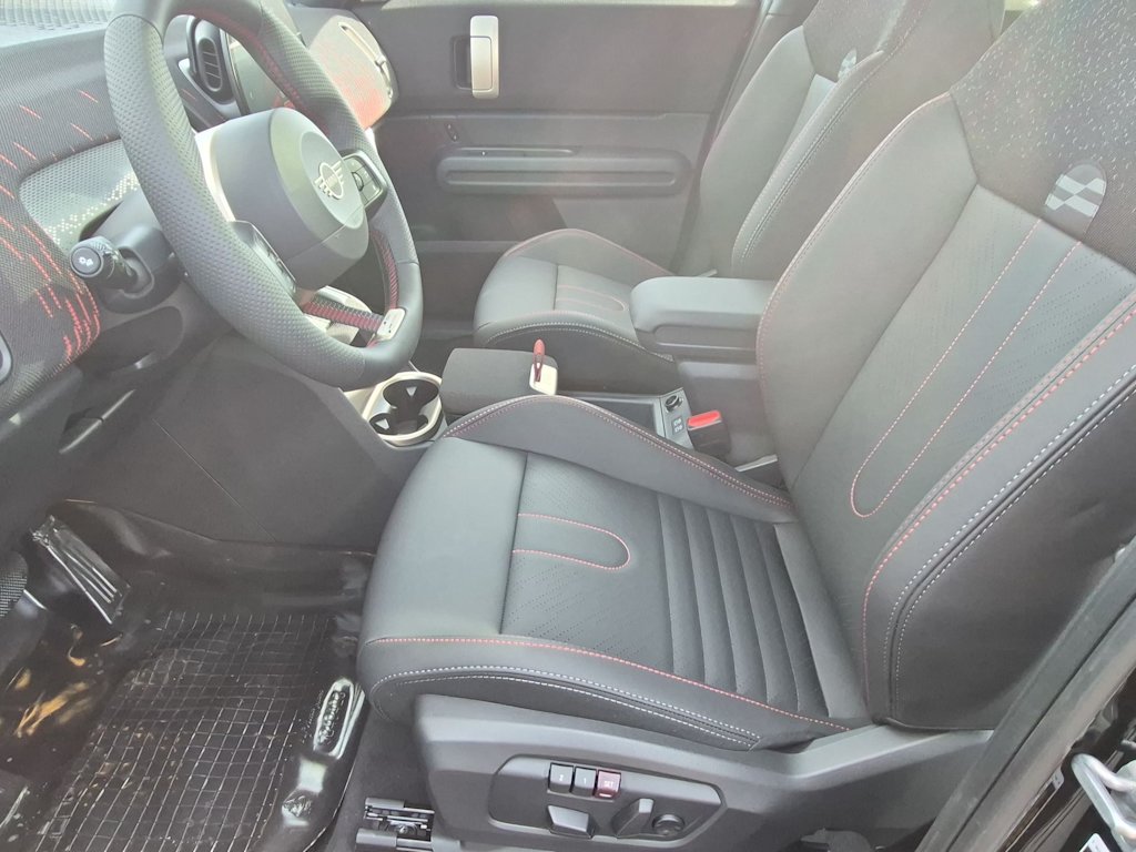 Thumbnail: 2027 MINI Cooper Countryman - 11
