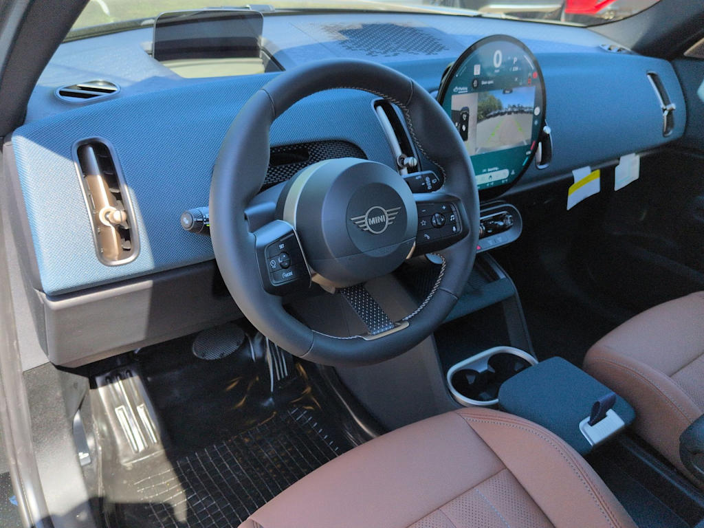 Thumbnail: 2027 MINI Cooper Countryman - 2