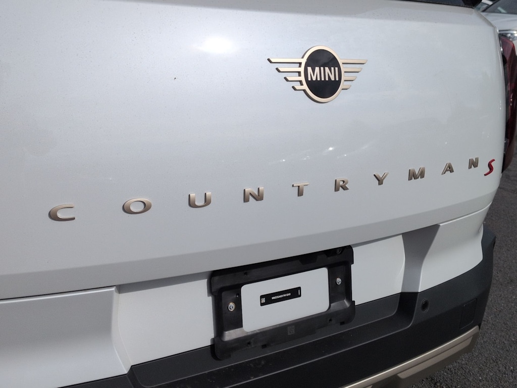 Thumbnail: 2027 MINI Cooper Countryman - 24