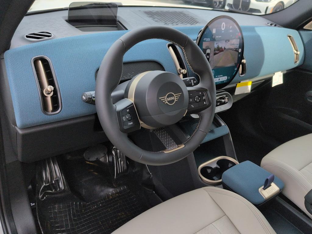 Thumbnail: 2027 MINI Cooper Countryman - 2