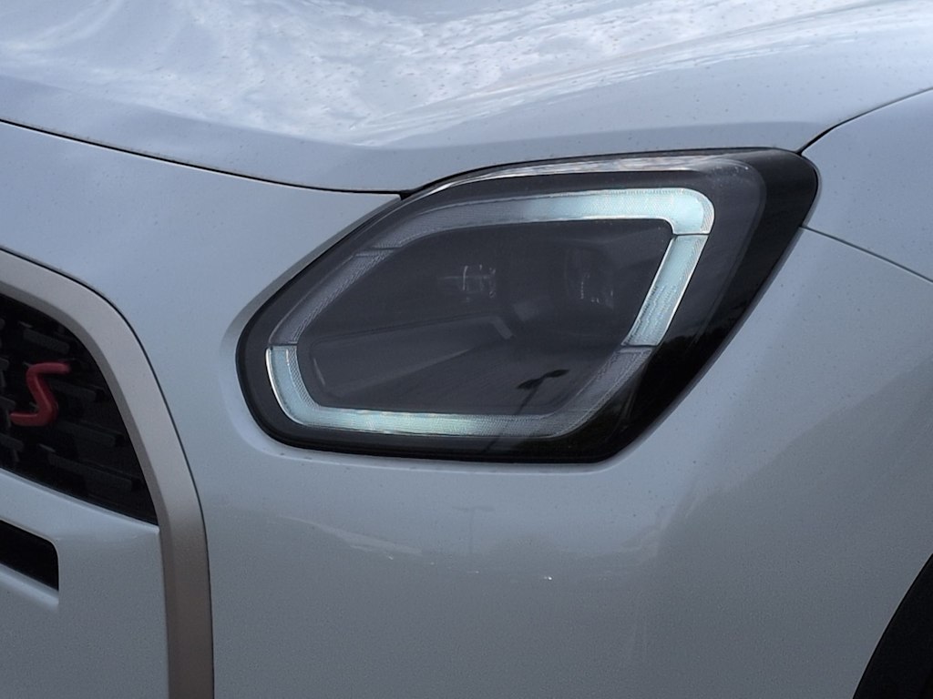 Thumbnail: 2027 MINI Cooper Countryman - 23