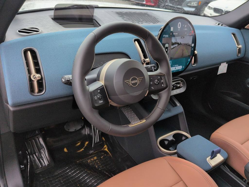 Thumbnail: 2027 MINI Cooper Countryman - 2