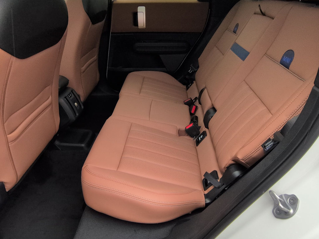 Thumbnail: 2027 MINI Cooper Countryman - 13