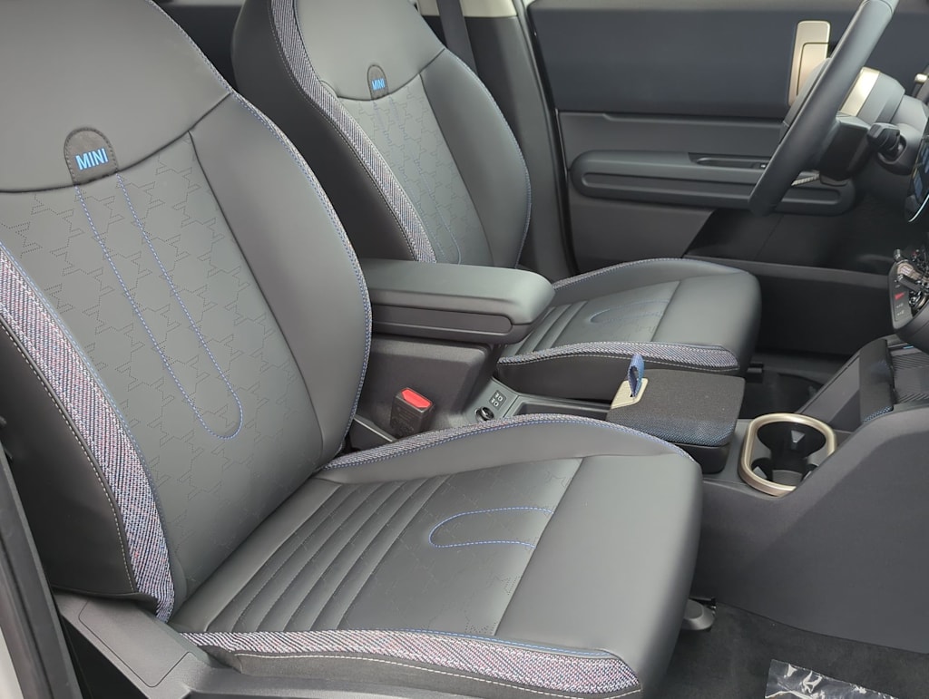 Thumbnail: 2025 MINI Cooper Countryman - 26