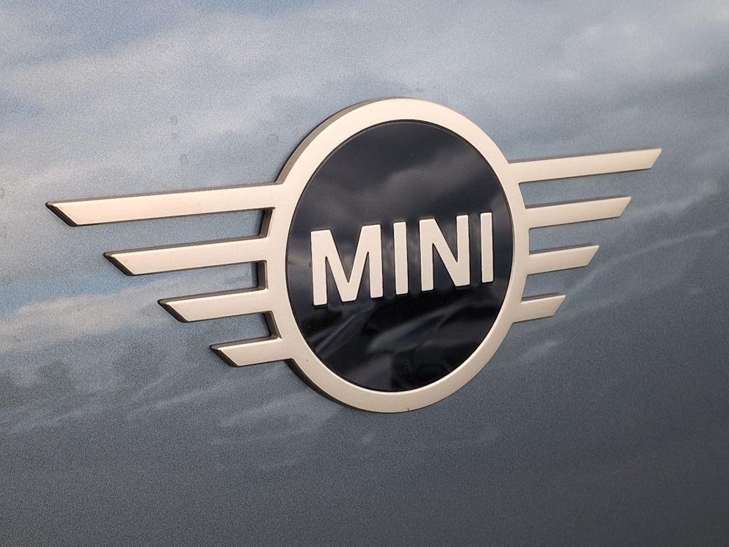 Thumbnail: 2027 MINI Cooper Countryman - 7