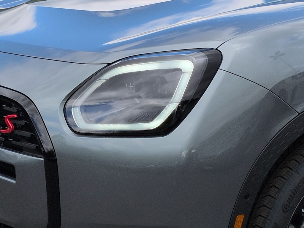 Thumbnail: 2027 MINI Cooper Countryman - 23