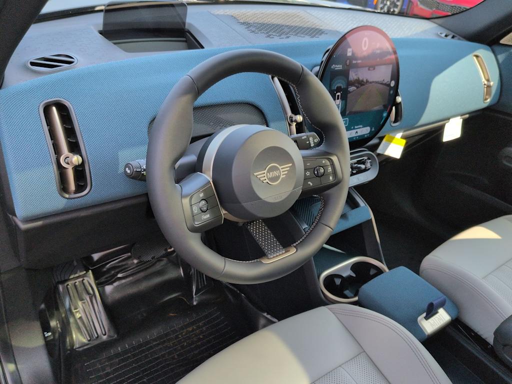 Thumbnail: 2027 MINI Cooper Countryman - 2