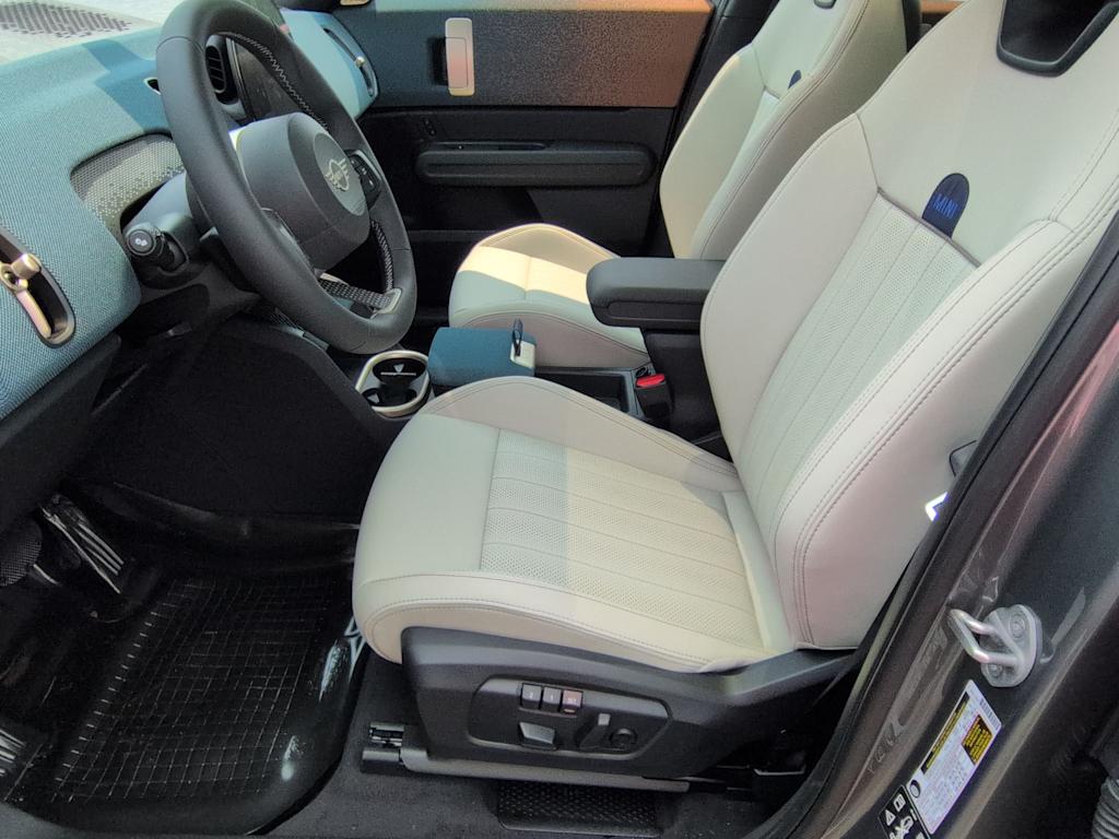 Thumbnail: 2027 MINI Cooper Countryman - 11