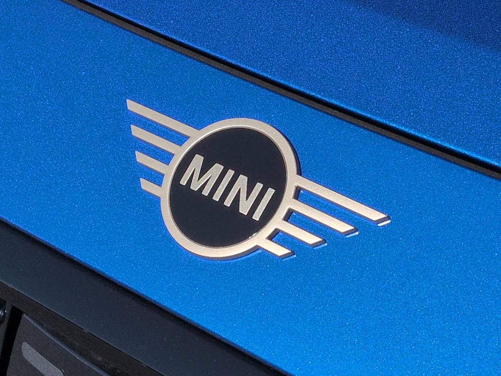 Thumbnail: 2027 MINI Cooper Countryman - 7