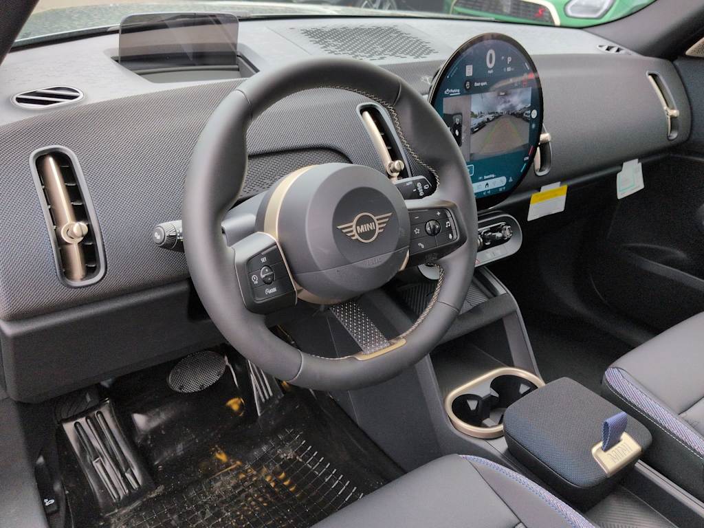 Thumbnail: 2027 MINI Cooper Countryman - 2