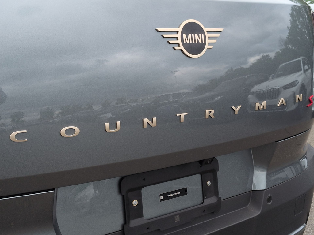 Thumbnail: 2027 MINI Cooper Countryman - 24