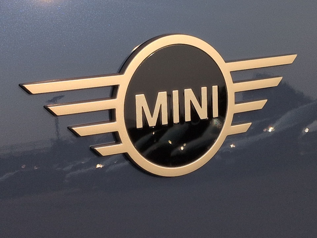 Thumbnail: 2027 MINI Cooper Countryman - 7