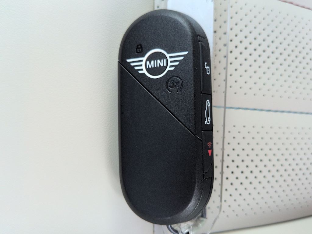 Thumbnail: 2027 MINI Cooper Countryman - 38